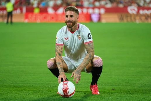 Ramos "Real Madrid"ə qayıtmağa hazırdır