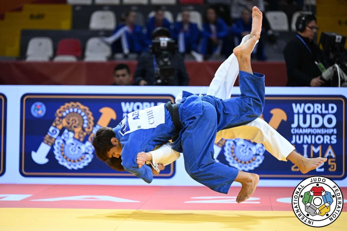 DÇ: Cüdoçumuz bürünc medal qazanıb - FOTO 
