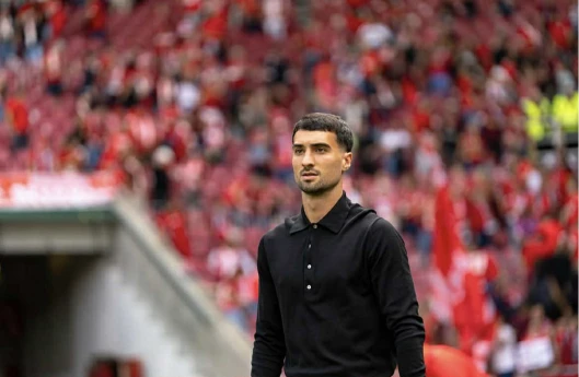 Emreli yeni klubunda da gözdən çıxarıldı: İCARƏYƏ GÖNDƏRİLƏ BİLƏR 