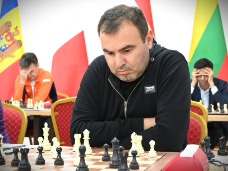 Azərbaycan şahmatçıları Ermənistana qalib gəlib