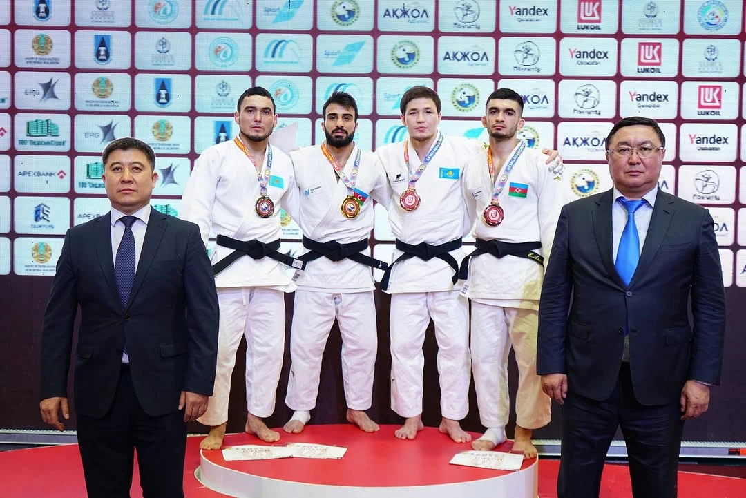 Cüdoçularımızdan beynəlxalq turnirdə 6 medal - FOTO 