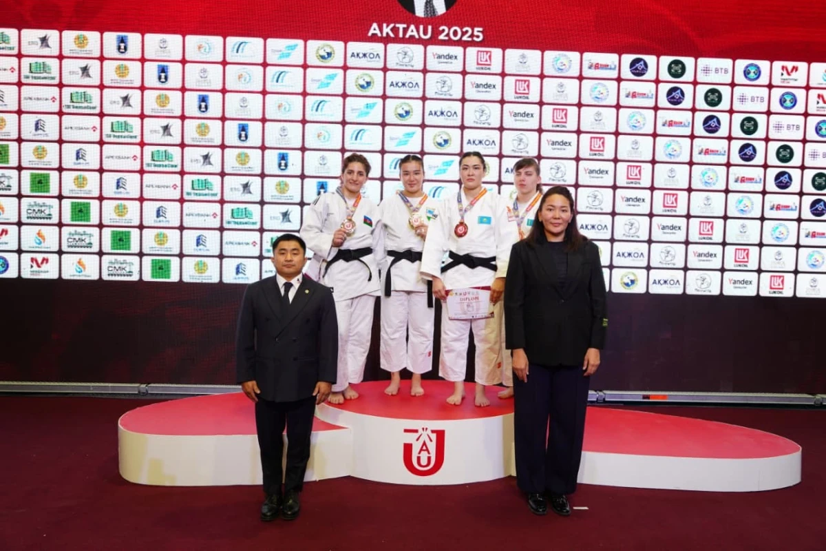Cüdoçularımız beynəlxalq turniri 10 medalla başa vurub - FOTO 