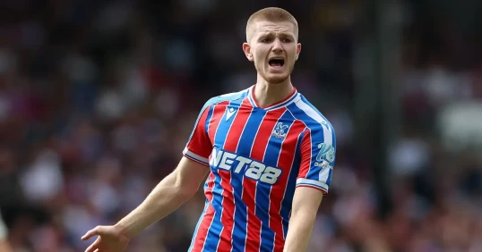 İngilis futbolçu Premyer Liqada klubunu dəyişə bilər