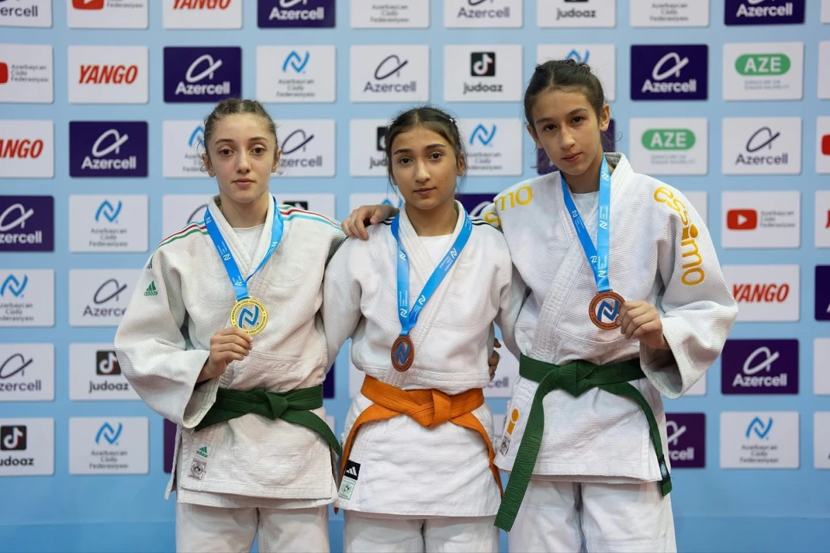 Bakı birinciliyində daha 6 çəki dərəcəsində medalçılar bəlli olub - FOTO 