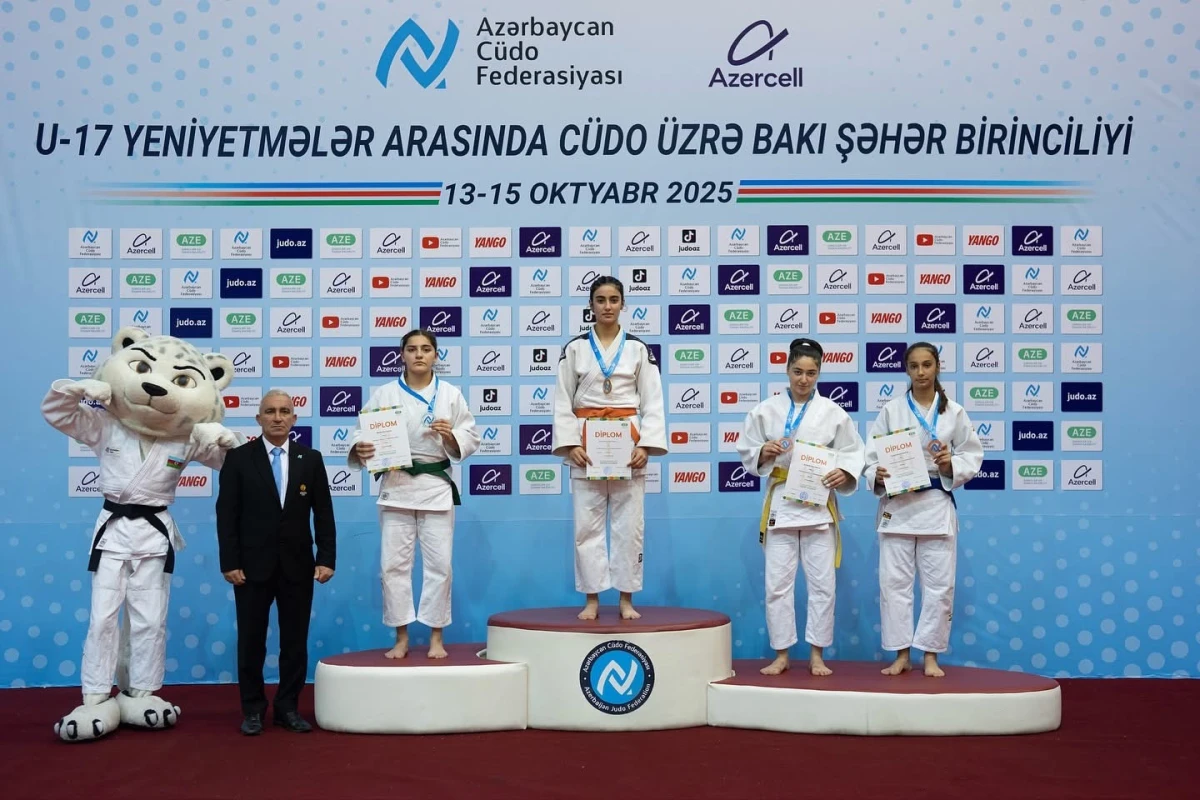 Bakı birinciliyində daha 6 çəki dərəcəsində medalçılar bəlli olub - FOTO 