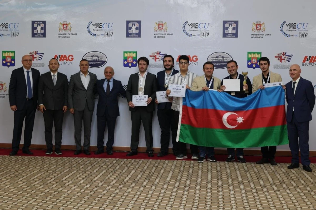 Azərbaycan şahmatçıları Avropa çempionatında təltif olunublar - FOTO 