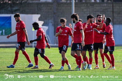 "Qəbələ" De Blekeri axtarır: "Görəsən bu epizodu görüb?"