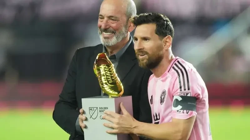 Messi növbəti “Qızıl buts”unu qazanıb