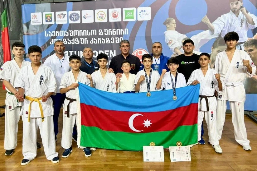 Karateçilərimız Gürcüstanda keçirilən beynəlxalq turnirdə 2 medal qazanıblar