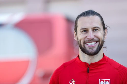 Polşa millisinin sabiq futbolçusu karyerasını başa vurub
