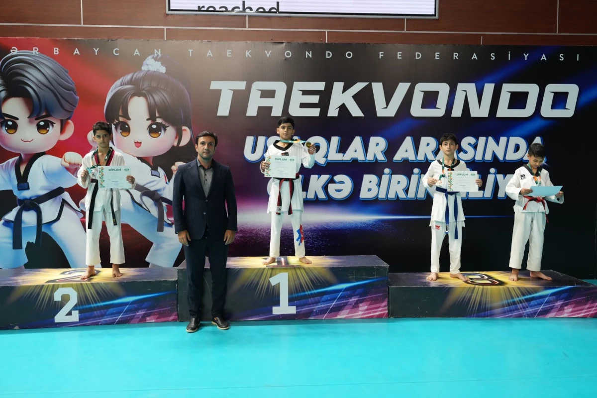 Taekvondo üzrə ölkə birinciliyinin qalibləri bəlli olub - FOTO 