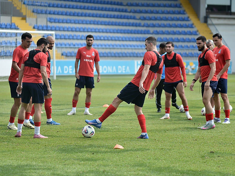 Millimizin Ukrayna ilə oyunöncəsi açıq məşqi - FOTO 