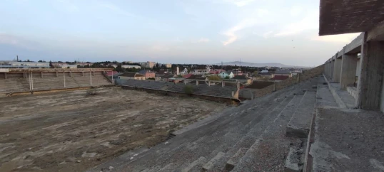 17 ildir tikintisi yarımçıq dayandırılan Şirvan şəhər stadionu - VİDEO 