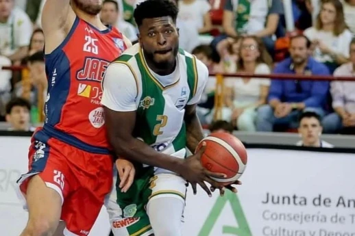 “Sərhədçi”də yeni basketbolçu