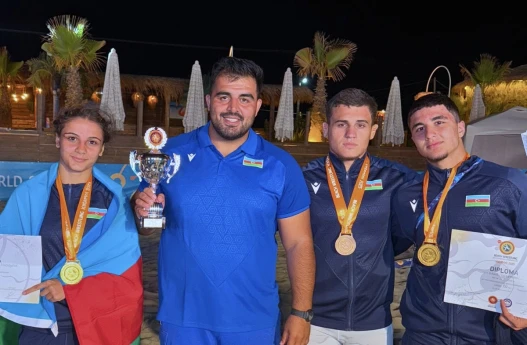 Güləşçilərimizdən dünya çempionatında 2 qızıl və 1 bürünc medal - FOTO 