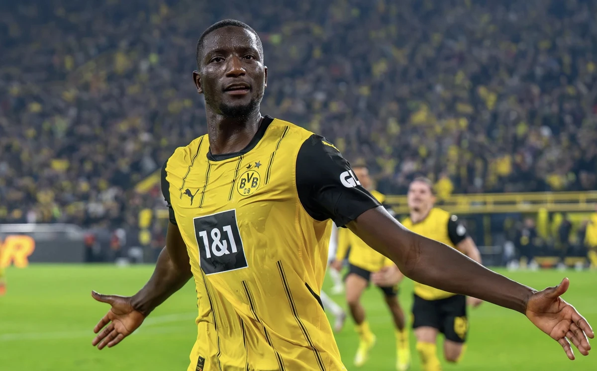 “Dortmund”un futbolçusu “Barsa”nın hədəfində