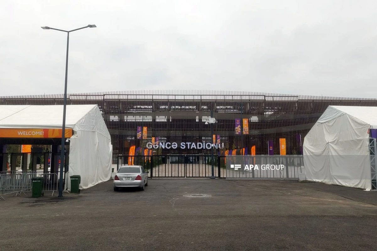 Gəncədə yeni istifadəyə verilən şəhər stadionuna media-tur keçirilib
 - FOTO 