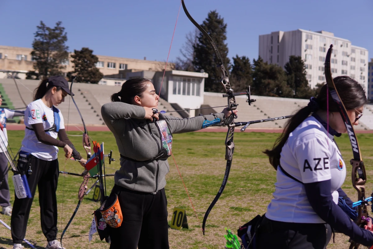 Kamandan oxatma üzrə Bakı kubokunun açılış mərasimi baş tutub - FOTO 
