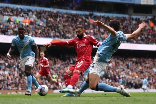 “Siti” “Liverpul”u darmadağın etdi