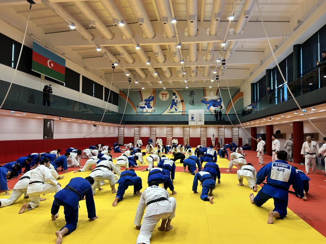 Millimizin Avropa çempionatı üçün ilkin heyəti müəyyənləşdi