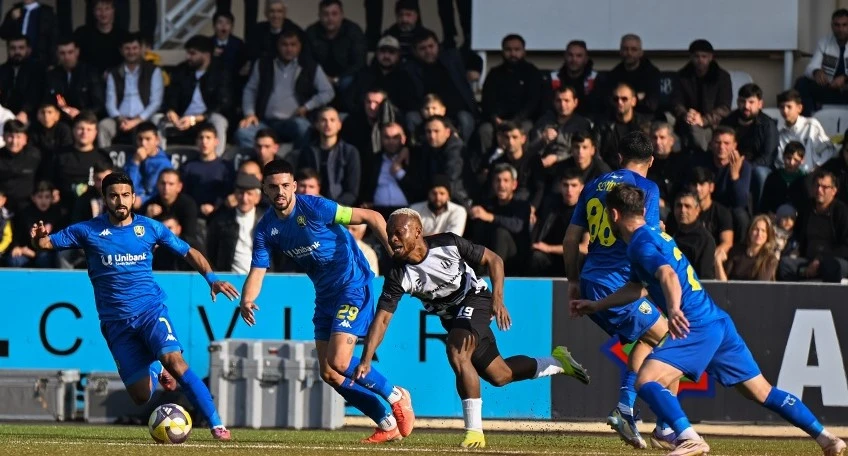 Yevlaxda heyətlər bəlli oldu