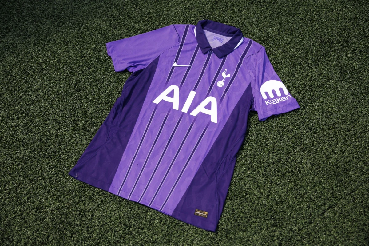“Tottenhem”dən yeni forma – 90-cı illərə dönüş  - FOTO 