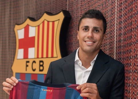 Rodri rəsmən “Barselona”da
