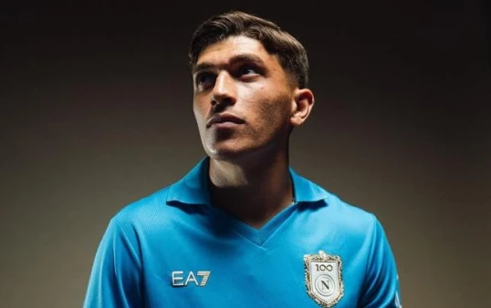 “Napoli” İtaliya millisinin müdafiəçisini transfer etdi