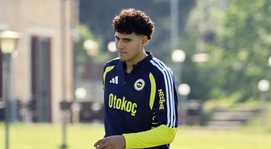 “Fənərbaxça” onunla da yollarını ayırdı - RƏSMİ 