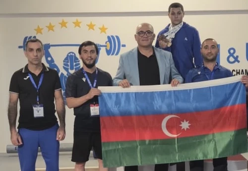 İsa Hüseynov Avropa birinciliyində 3 bürünc medal qazanıb