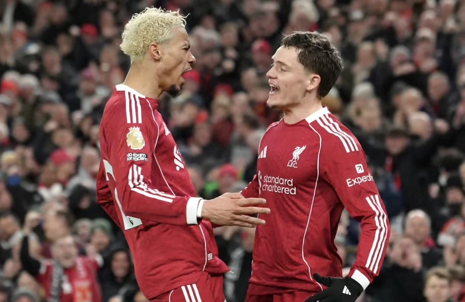 “Liverpul” “Qarabağ”ın rəqibini darmadağın etdi