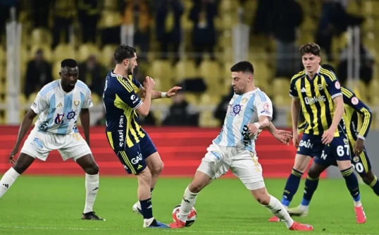 Türkiyə Kuboku: “Fənər” 3 qolu 3 xalla qazandı