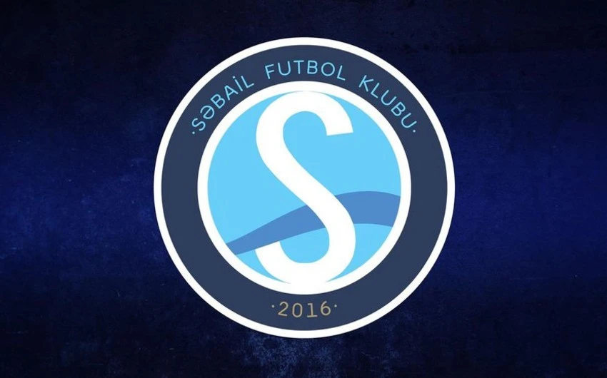 Soyunub-geyinmə otağında insident: “SƏN MƏŞQÇİ DEYİLSƏN” 