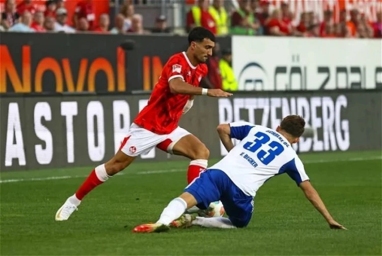 Emreli 3 ay sonra ilk oyununa çıxdı