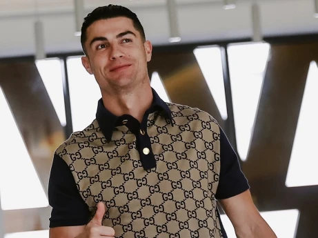 Ronaldo klub sahibi oldu