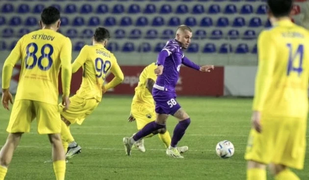 “Kəpəz” “Sumqayıt”a qarşı - YENİLƏNİR 