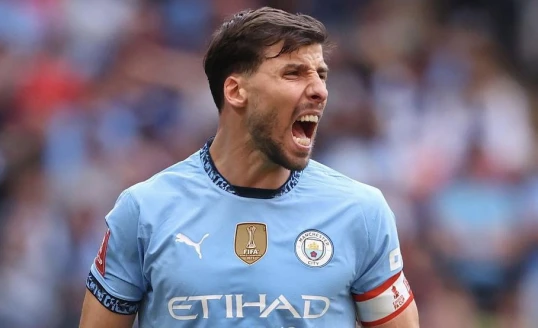 “Siti”nin daha bir müdafiəçisi sıradan çıxıb - Qvardiola açıqladı 