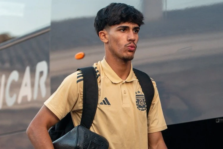 “Qalatasaray”dan yeni transfer - İSTANBULA GƏLDİ 