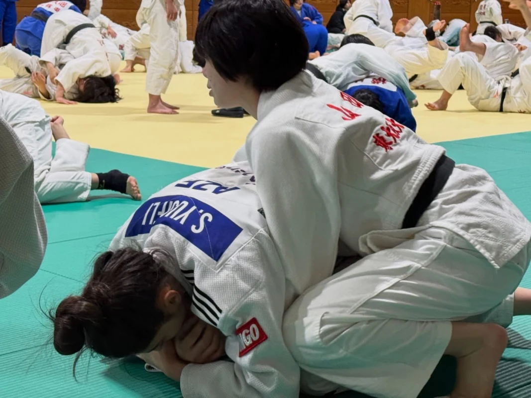 Gənc qızlardan ibarət cüdo millimiz Yaponiyaya yollanıb - FOTO 