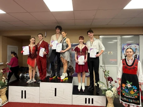 Azərbaycan fiqurlu konkisürənləri Bolqarıstanda bürünc medal qazanıblar