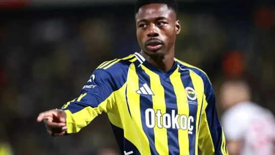 “Fənər”in futbolçusu sıradan çıxıb 