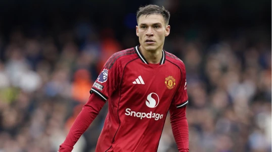 “Yunayted”i “Ayaks”a dəyişə bilər