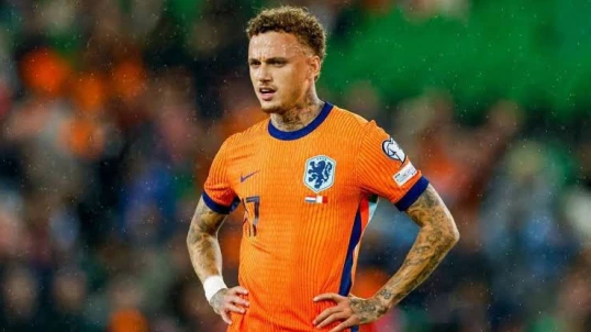 Niderland futbolçu “Qalatasaray” üçün İstanbula gələcək