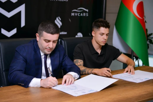 Rumıniyalı müdafiəçi "Şəfa"da - RƏSMİ 