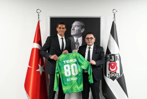 "Beşiktaş" qapıçısını rəsmən açıqladı - 4 illik müqavilə 