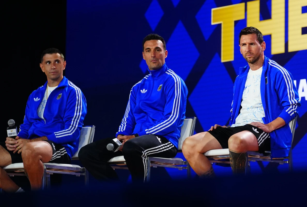 Aquero: "Messi DÇ finalında Skaloni ilə mübahisə edib" 
