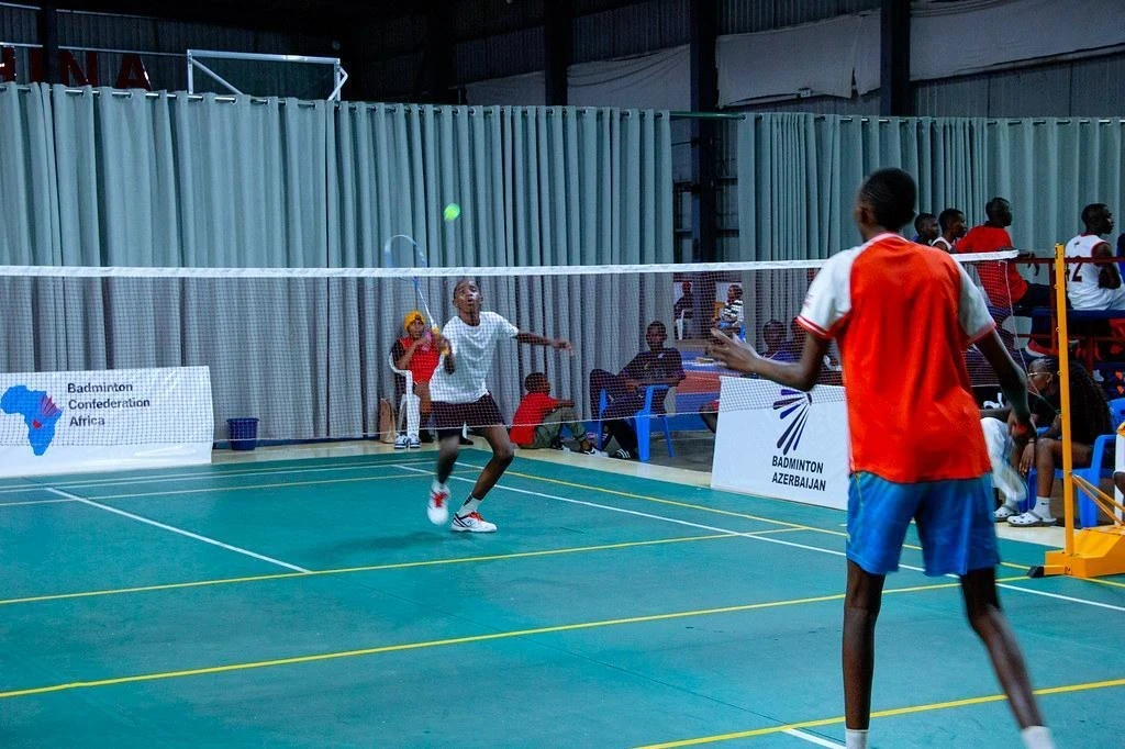 Azərbaycan Ruandaya badminton avadanlıqları göndərib