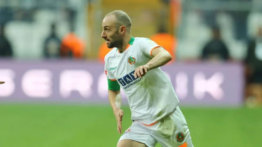 “Alanyaspor”da bir dövrün sonu - Efecan Karaca komandadan getdi 
