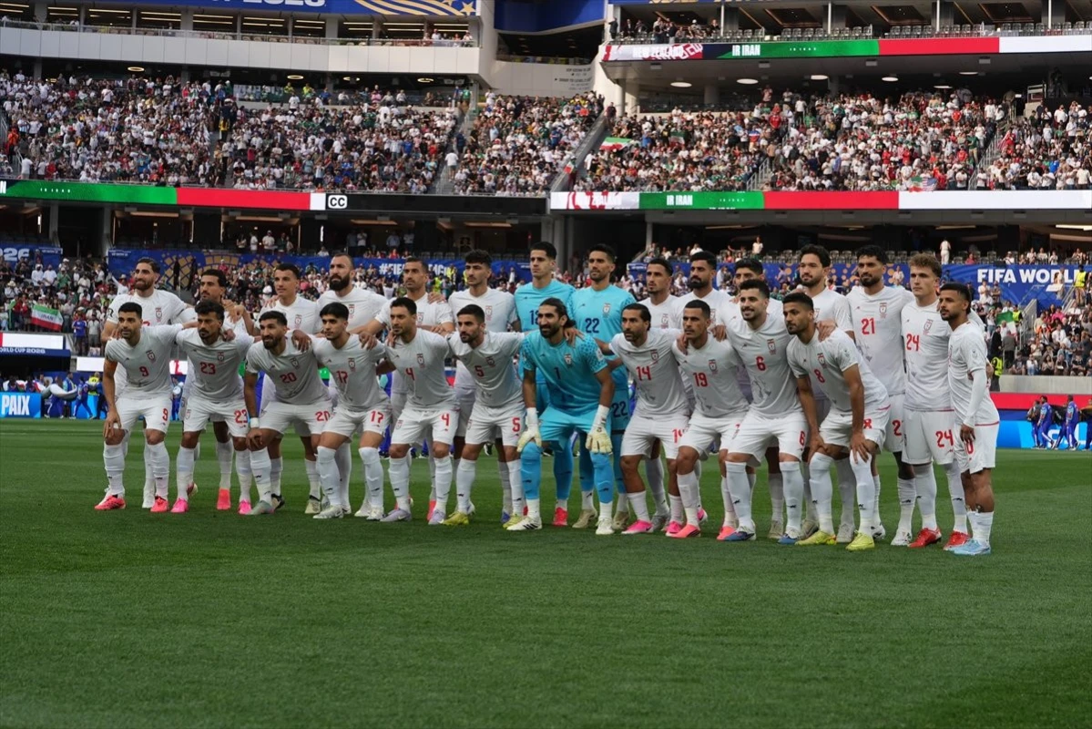 İran FIFA-ya şikayət edəcək - Yığmaya yenə məhdudiyyət qoyuldu
 