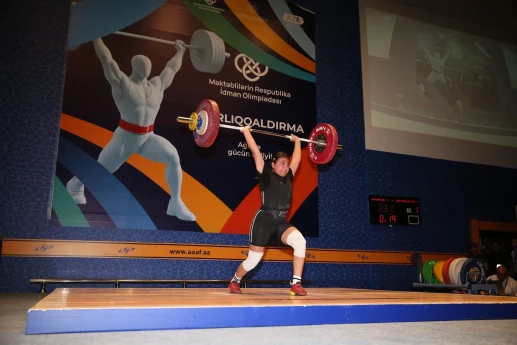 Hənifə Məhərrəmli olimpiadada hamını qabaqlayıb